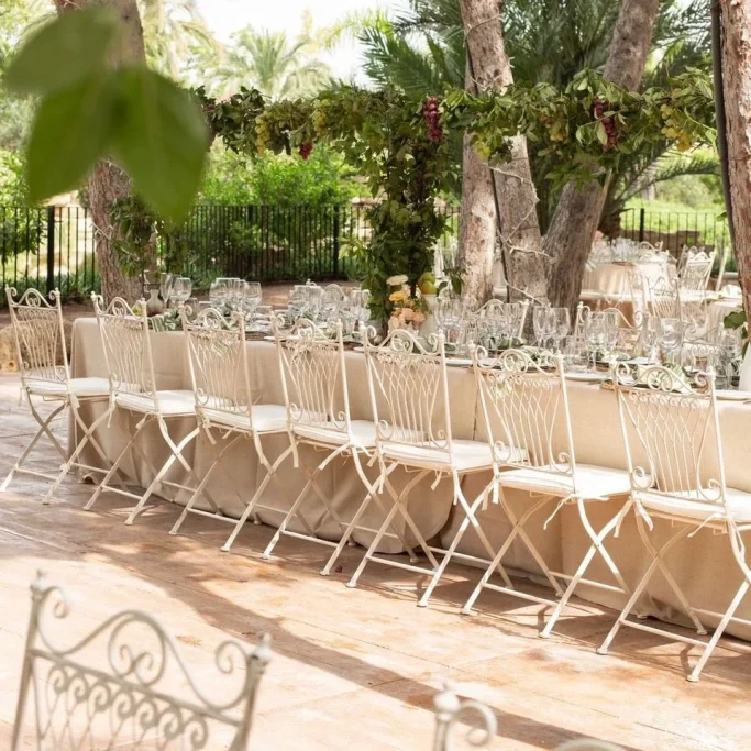 Location table et chaise Arles