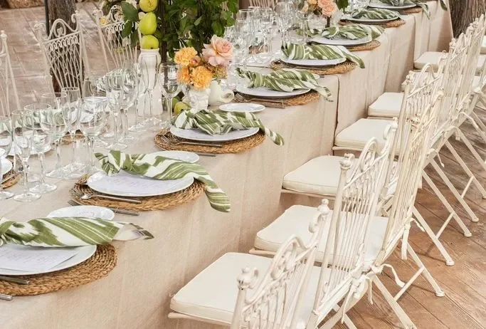 Location mobilier et vaisselle Uzès