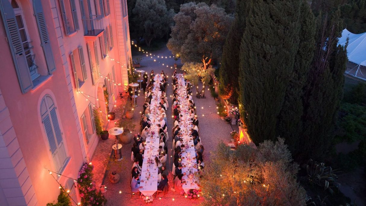 Location de Luminaire Location d'éclairage mariage en Provence
